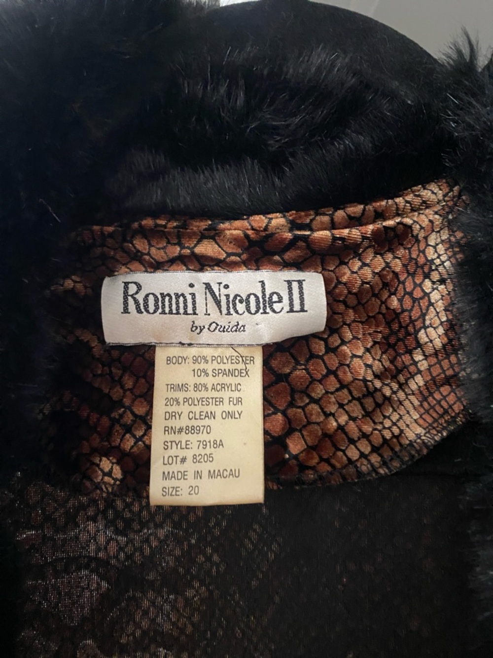 Ronni Nicole Brown Snake-Print Coat with Black Fur Trim - Picture 6 of 8